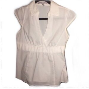 Old Navy Crisp V-neck Cap Sleeve Blouse